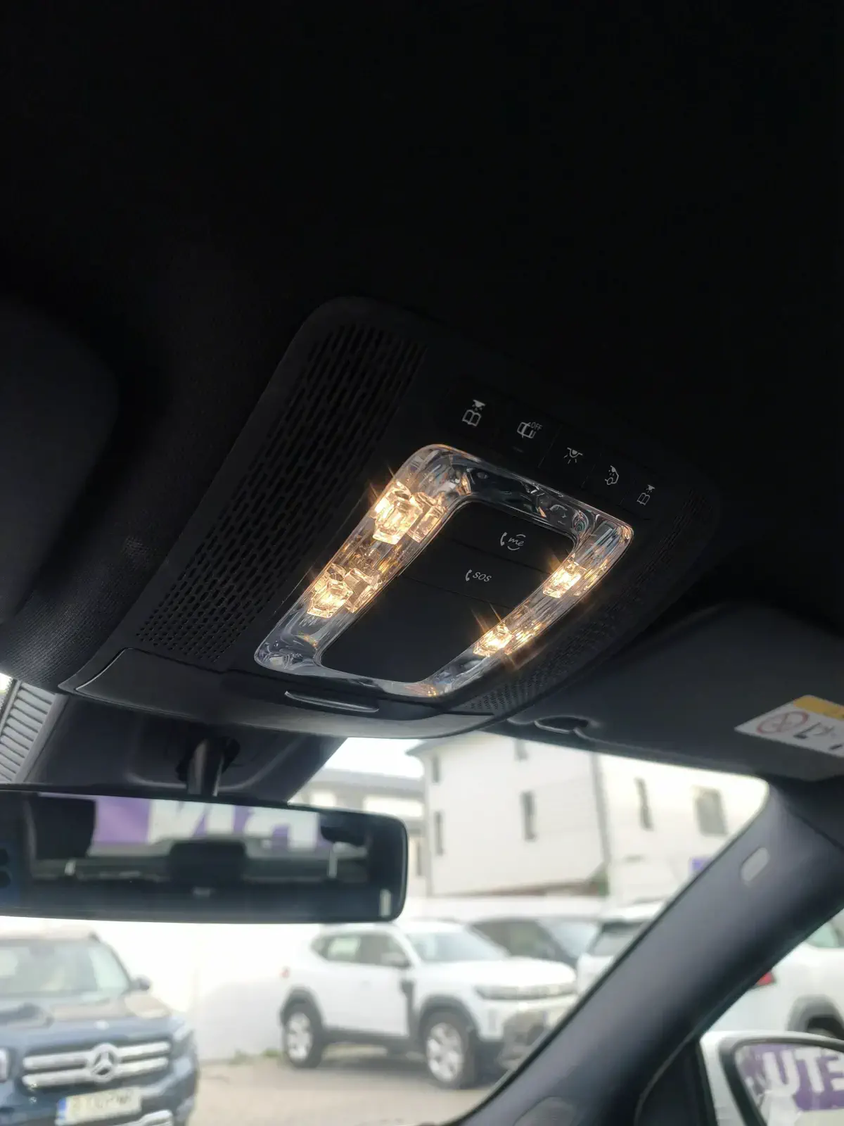 MERCEDES GLA200 - Image 53
