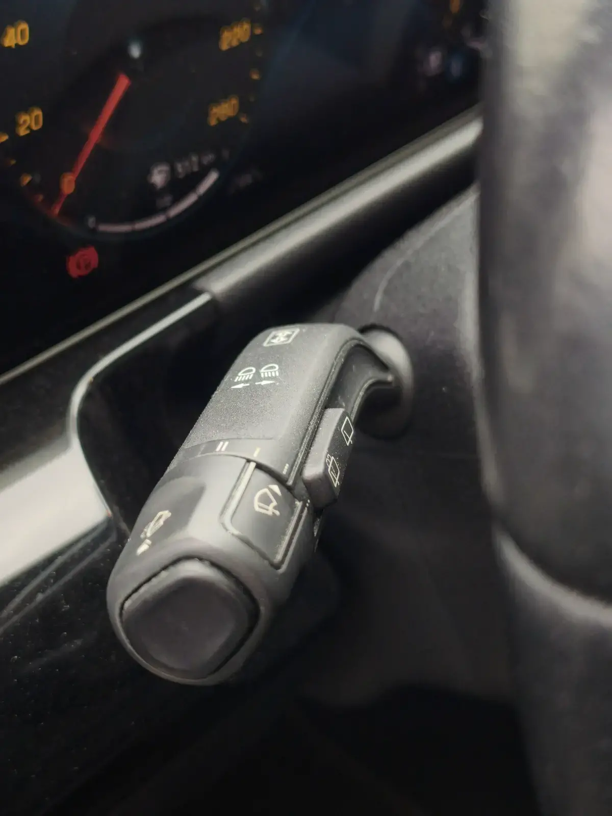 MERCEDES GLA200 - Image 58