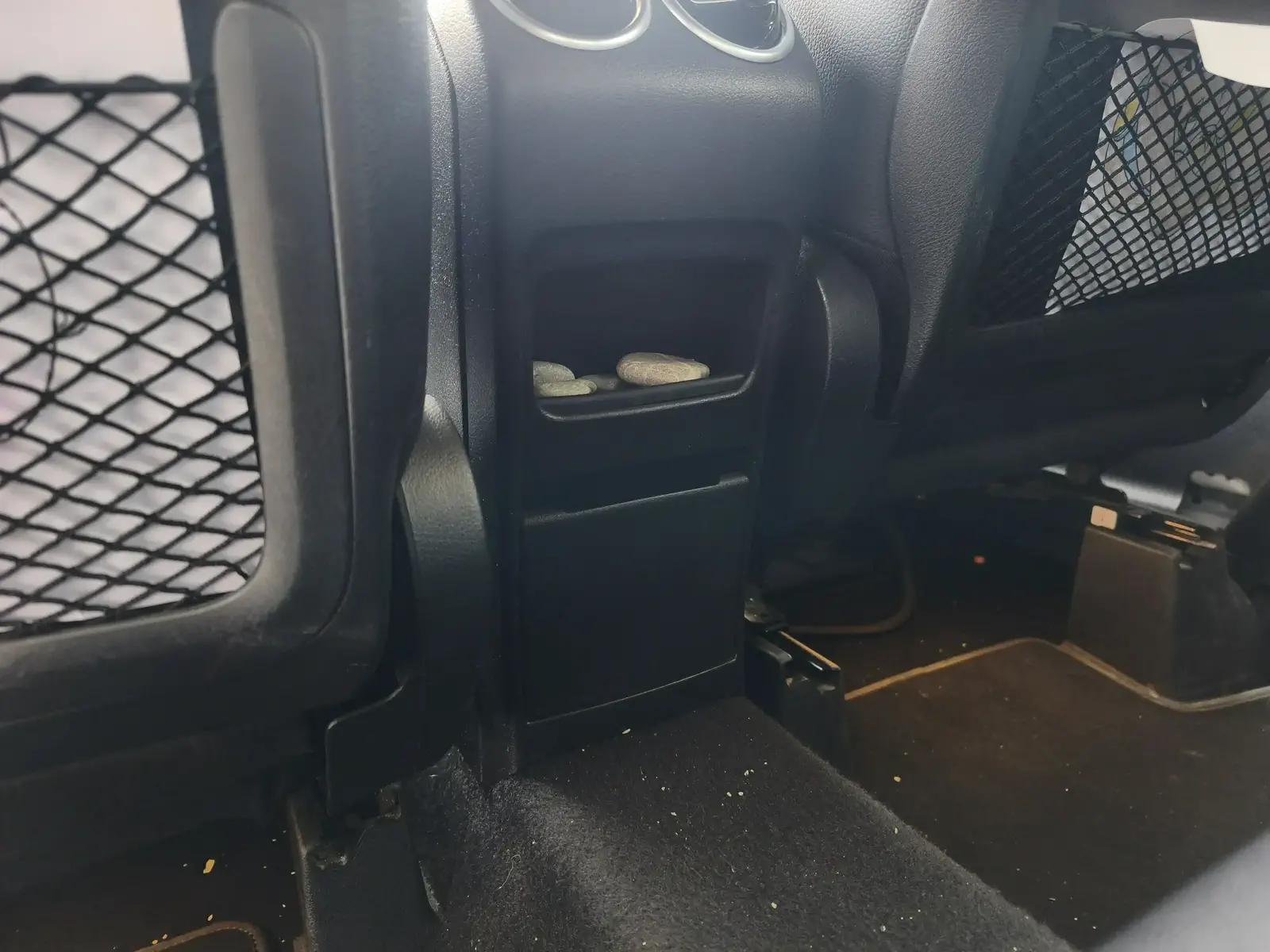 MERCEDES GLA200 - Image 21