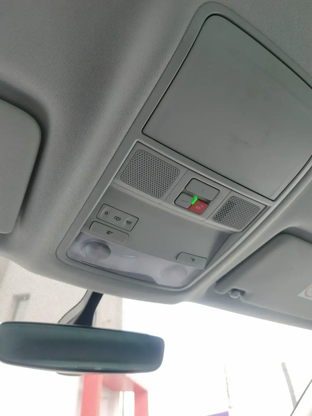 SKODA KAROQ - Image 38