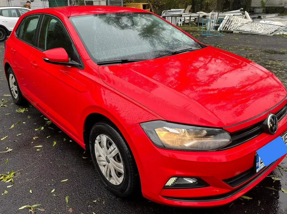 VOLKSWAGEN POLO